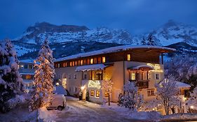 Dolomit Boutique Hotel